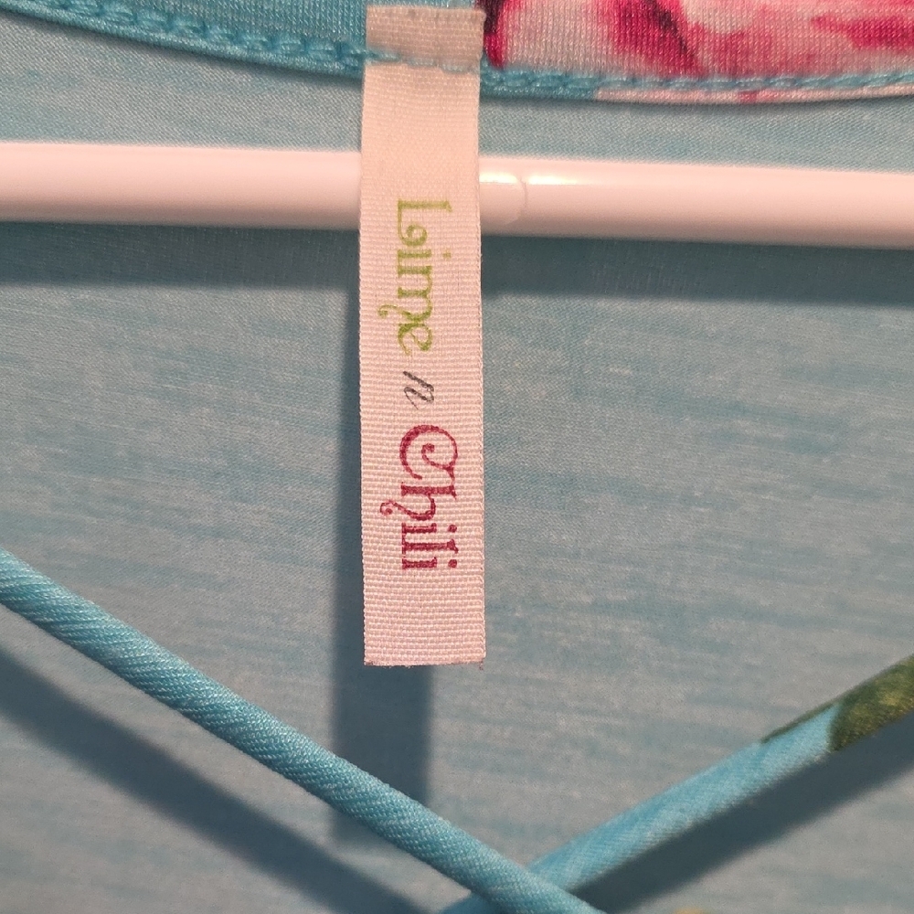 (J45) Rose Print V-Neck Short Sleeve Top - Blue and Pink Sz M - Picture 3 of 5